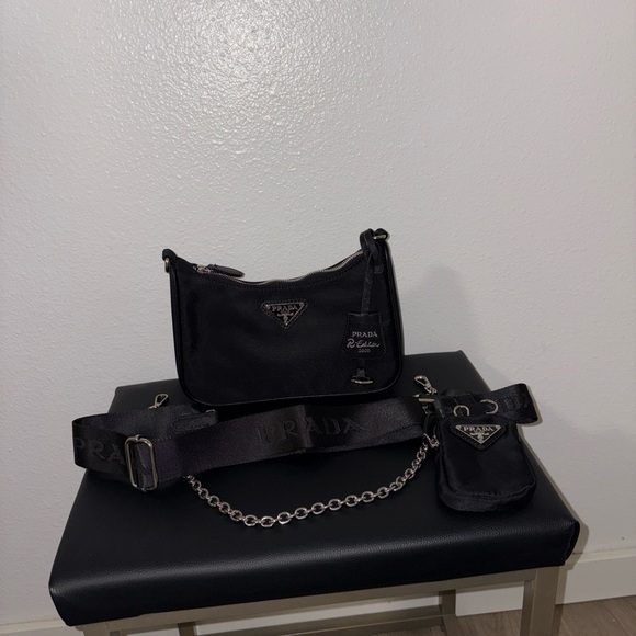 Prada Re-Edition 2005 Re-Nylon bag - Picture 6 of 9